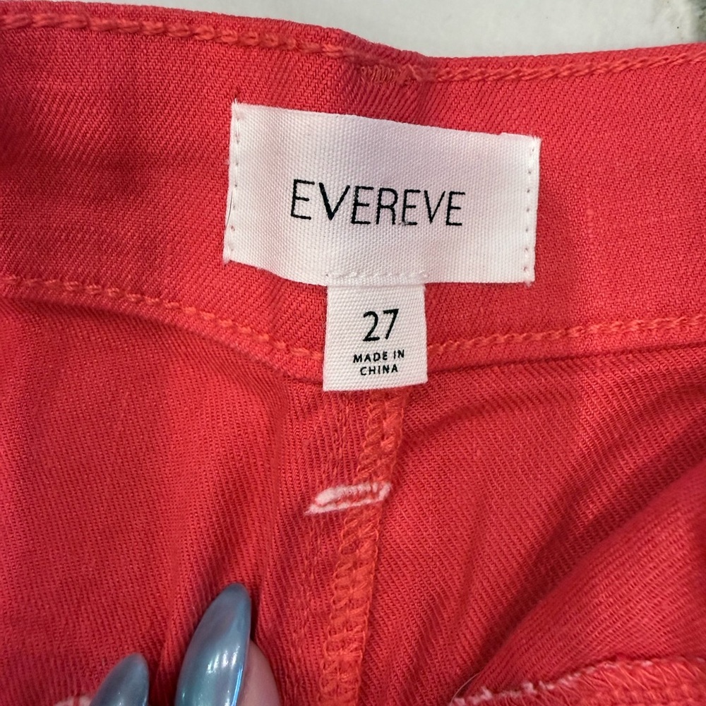 Evereve Joelle Red High-Waist Button-Front Shorts - Picture 2 of 7